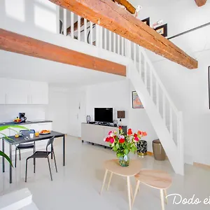  Appartement Enchanting 2 Bedroom With Sea View And Ac - Dodo Et Tartine